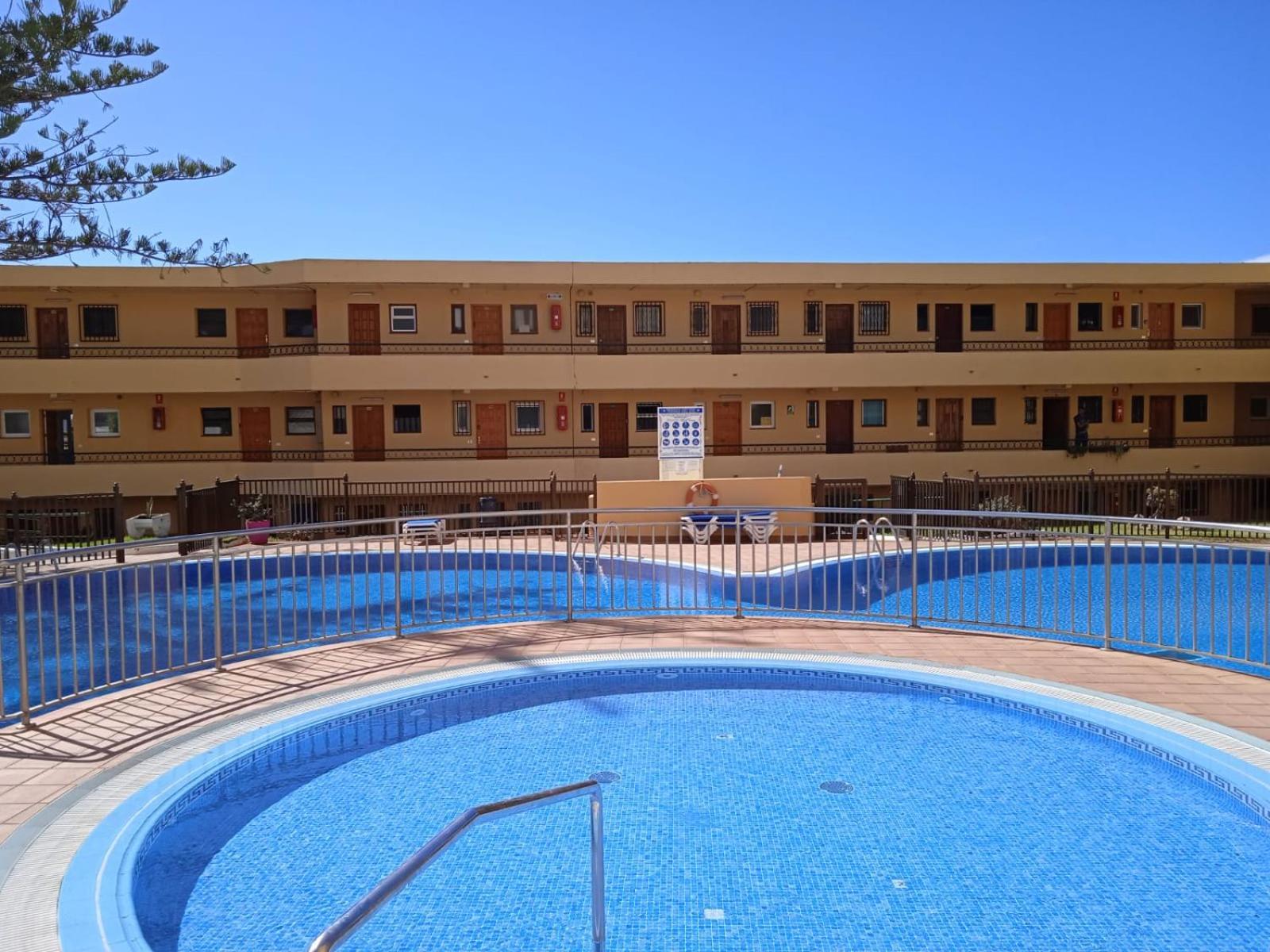 Firstline Apartment Los Cristianos Arona  Exterior photo